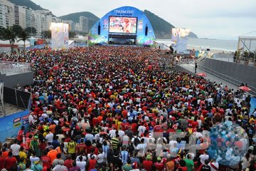 Pemerintah Rio de Janeiro tangani pendukung-pelancong di Pantai Copacabana