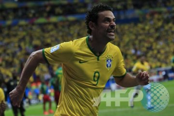 Fred perbesar keunggulan Brasil 3-1