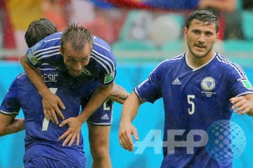 Gol Vrsajevic antar Bosnia unggul 3-1 atas Iran