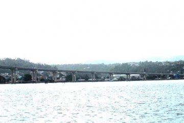 Jembatan Merah Putih