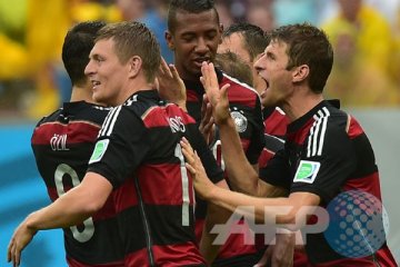 Gol Mueller antar Jerman juarai Grup G