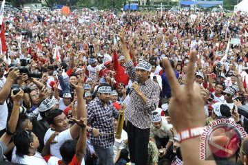 Jokowi kunjungi Pasar Sukomoro Nganjuk