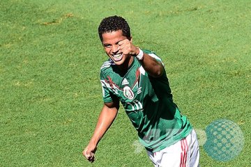 Dos Santos akan absen pada perempat final Piala Emas