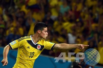 James Rodriguez antar Kolombia ungguli sementara Paraguay 2-0