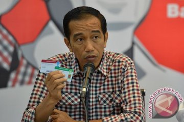 Jokowi dan keluarga beribadah umrah
