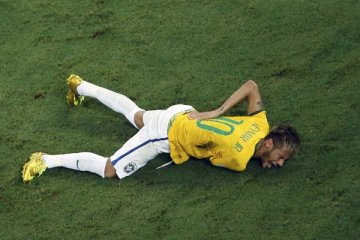 Scolari tunjuk Bernard gantikan Neymar