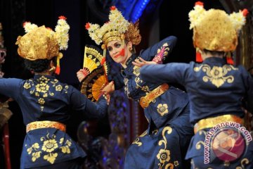 500 penari meriahkan pawai budaya Gianyar