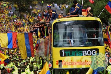 Ribuan orang sambut timnas Kolombia