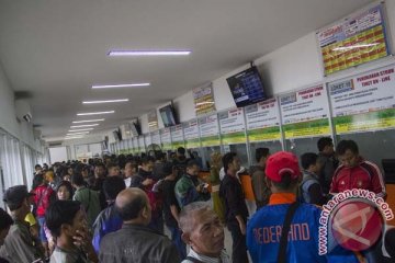 KAI pangkas waktu pemesanan tiket di stasiun