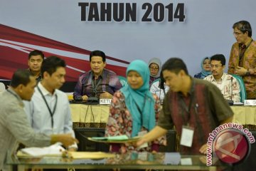 KPU lanjutkan rekapitulasi tanpa saksi Prabowo-Hatta