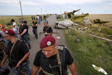 Penyelidik Belanda periksa jasad korban MH17