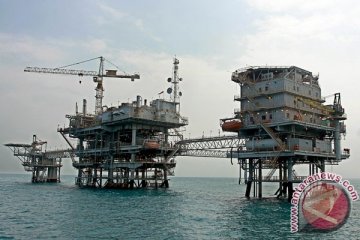 Harga minyak turun karena Saudi ragu batasi produksi