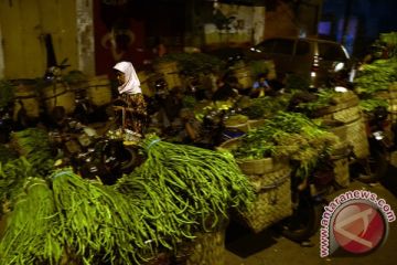 PASAR TUMPAH