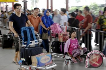 Penumpang arus balik di Bandara Halim meningkat