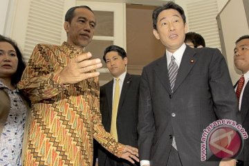 Menlu Jepang temui Jokowi di Balai Kota
