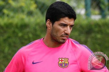 Suarez  merasa tak seperti pemain bola