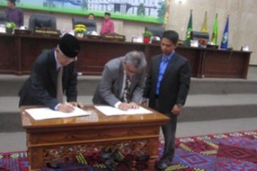 Pengesahan APBD-P Kepri/Saud