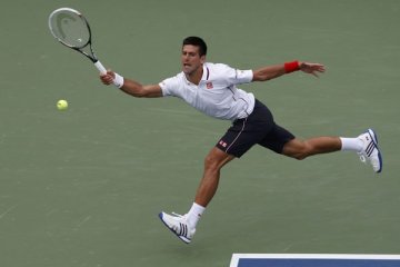Djokovic kalahkan Cilic di final tur ATP London