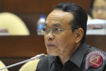 Riau pertama kali terapkan UU Pemda baru