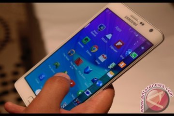 Samsung kenalkan Galaxy Note Edge berdesain unik
