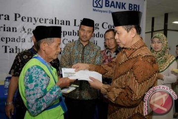 180 calon haji Kota Sukabumi diberangkatkan