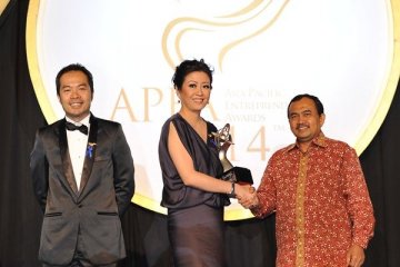 CEO Electronic City raih Asia Pacific Entrepreneurship Award