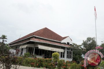 Rumah Bung Karno di Bengkulu dipadati pesepeda onthel