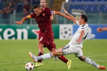 Roma unggul 4-0 atas Moskva babak pertama