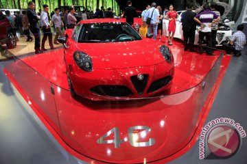 Mengenal Alfa Romeo 4C 