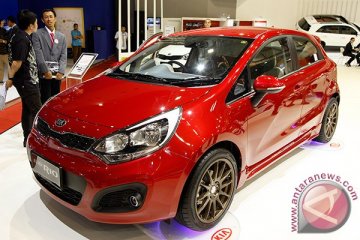 KIA luncurkan pembaruan Picanto dan Rio