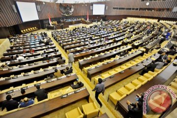 Mahasiswa tolak anggota DPR terjerat korupsi