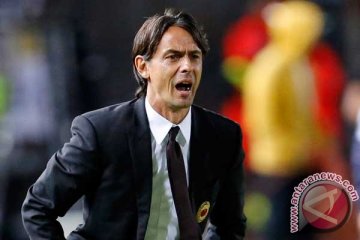 Filippo Inzaghi belum menyerah latih AC Milan