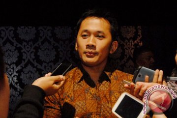 Di Indonesia, film bukan industri