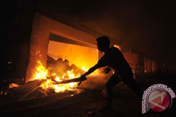KEBAKARAN PASAR HARTACO MAKASSAR