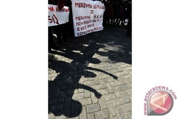 TOLAK RUU PILKADA