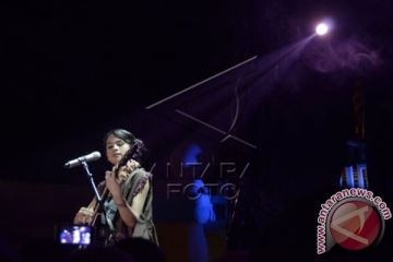 PENAMPILAN MAUDY AYUNDA