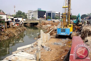 Relokasi warga bantaran Ciliwung Jaksel setelah Jaktim