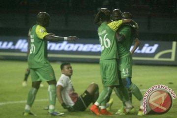 PBR jamu Persebaya tanpa bek Hermawan