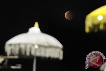 Ratusan warga Kota Bogor gelar Shalat Gerhana