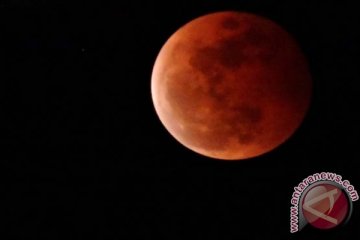 Dunia heboh sambut "super blue blood moon"