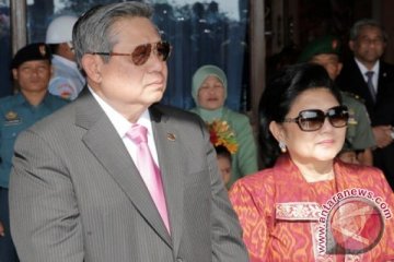 Bapak Presiden, Ibu Negara, kami selalu merindukanmu