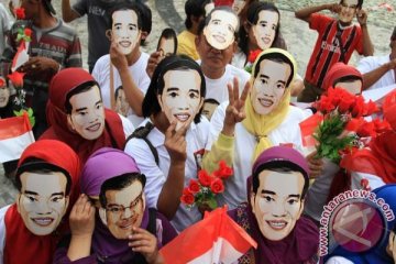 Relawan ingin Jokowi hati-hati memilih menteri