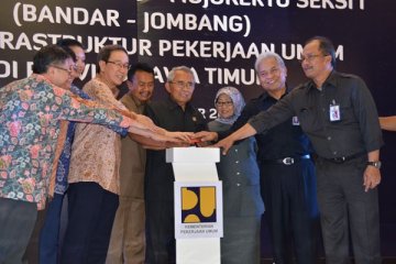 Menteri Pekerjaan Umum resmikan infrastruktur baru di Jatim