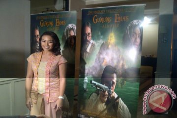 Rahayu Saraswati ambil bagian dalam film Gunung Emas Almayer