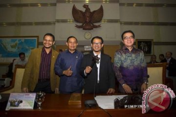 Sebagian Komisi DPR telah punya pimpinan