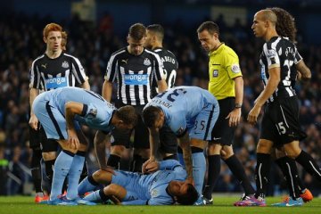 Newcastle ditekuk juru kunci klasemen