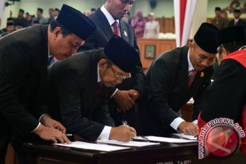 Pelajar SD diperkenalkan suasana persidangan dewan