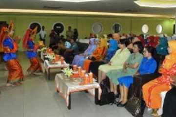 Peranan Perempuan Natuna/Zam Jambak