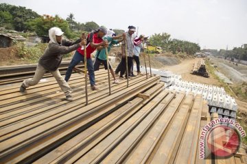Jalur rel ganda Cikarang-Manggarai selesai 2017