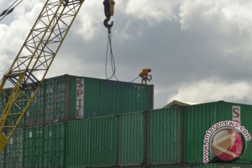 Pelabuhan kontainer nunukan